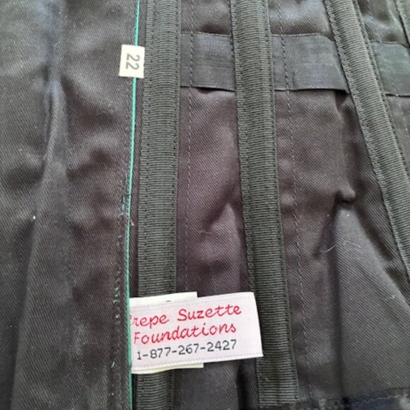 Green and Black Satin Real Corset (steel boned, hand made) for waists 24-29 - Picture 3 of 5